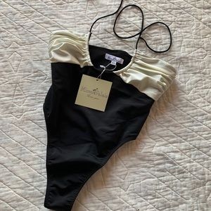 Mirror Palais Madamoiselle Oreo